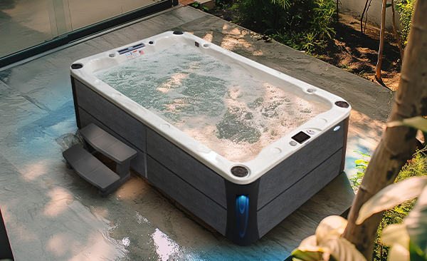 Deck Series Kamas hot tubs for sale